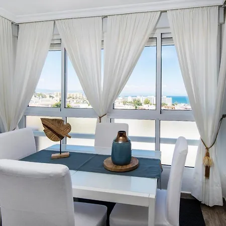 Wonderful In Puerto Marina Apartament *