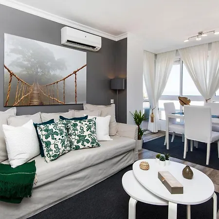 Wonderful In Puerto Marina Apartment